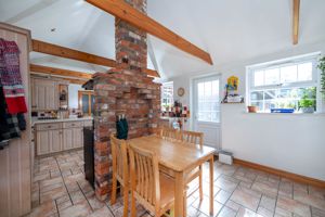 Breakfast Kitchen- click for photo gallery